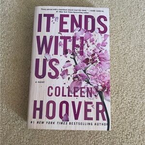 'It Ends With Us' Book - Purple Cover